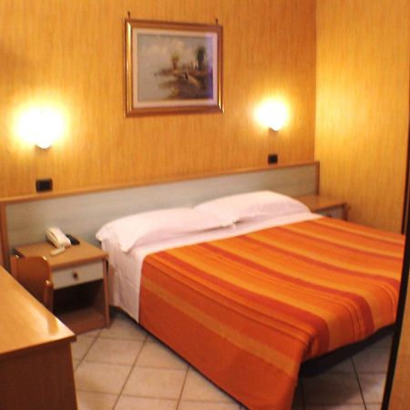 Hotel Isolabella Bussoleno 외부 사진