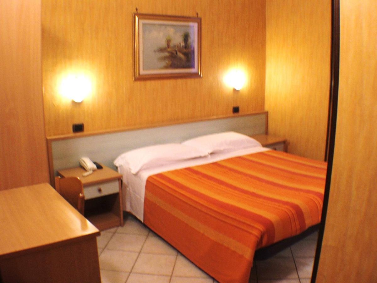 Hotel Isolabella Bussoleno 외부 사진